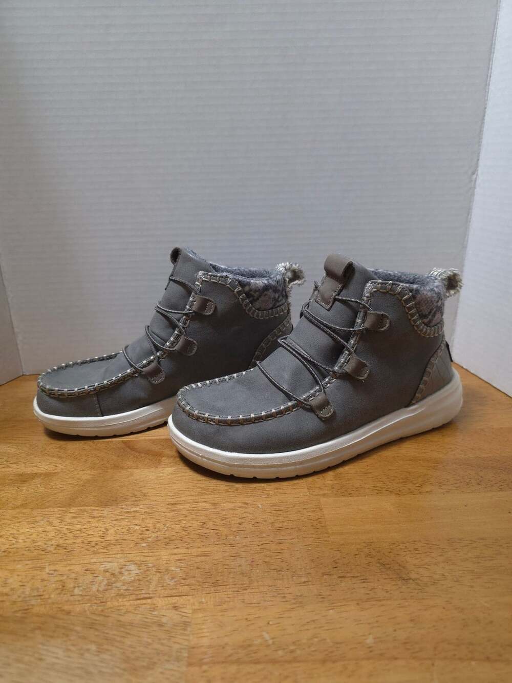 Hey Dude Women's Eloise Recycled Leather Granite Grey Ankle Boots Size 6